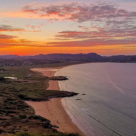 Holiday Cottages Portsalon Semesterbostad *